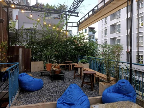 Top 10+ rooftop bars in District 10 with free virtual views 12