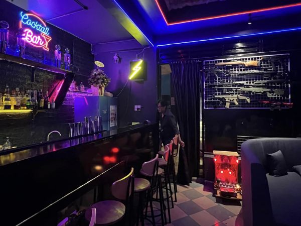 Top 10+ rooftop shops in District 10 with free virtual views 5
