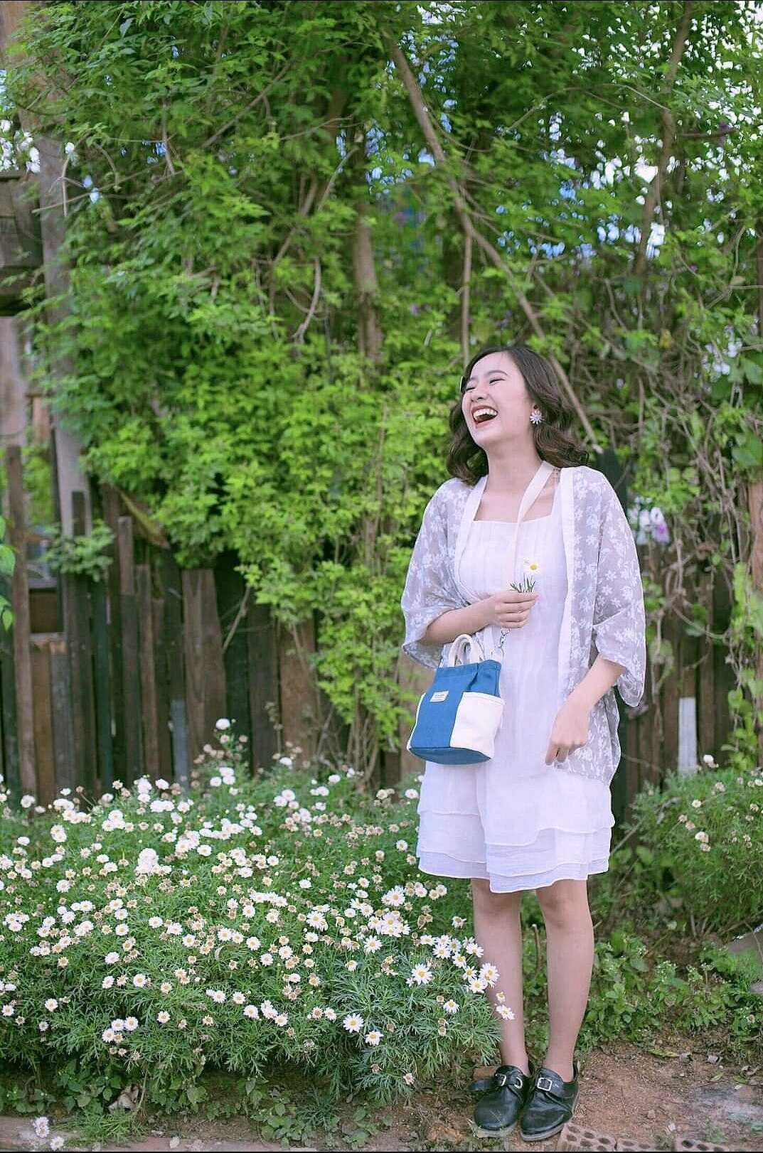 Route 66 Cafe - A place to leisurely relax in the sleepless night of Da Lat 31