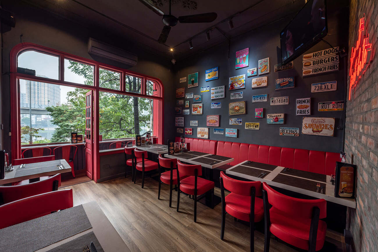 S&L's Diner - American-style restaurant in the heart of Capital City 6