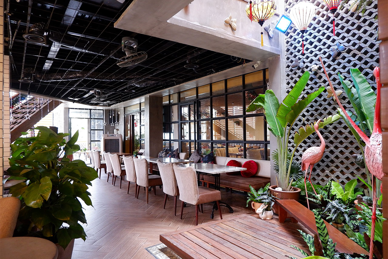 Saigon Brown Cafe Da Nang - Taste of Saigon in the heart of Da Nang 4