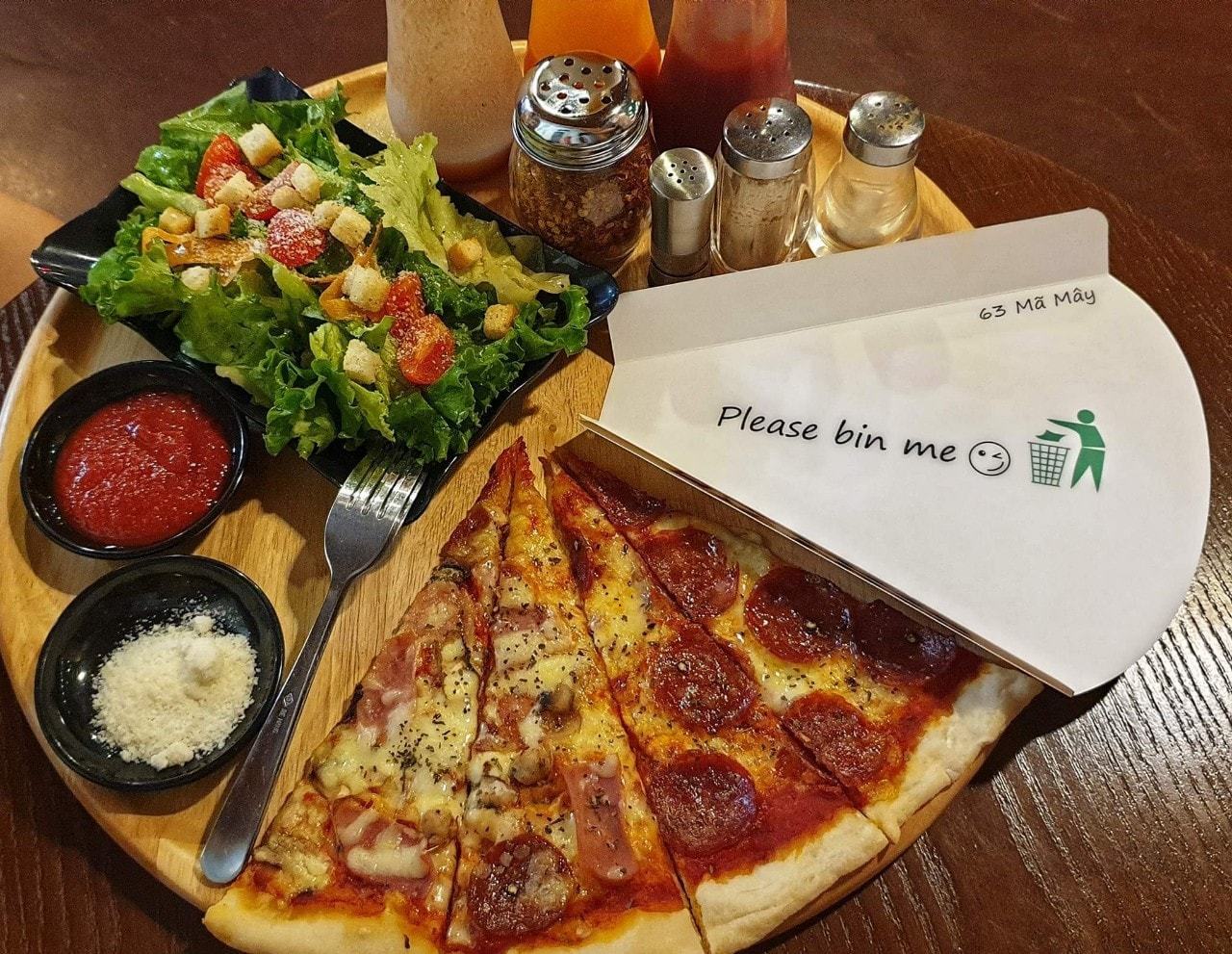Hunting for the number 1 delicious NYC Pizza in Hanoi 6