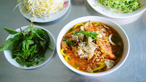 Hunting for TOP 5 delicious Quang noodle shops in Da Lat 10