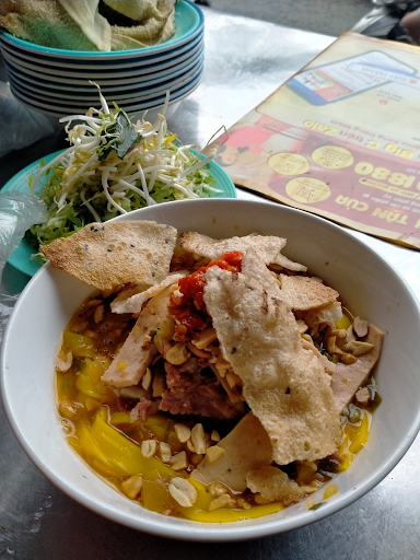Hunting for TOP 5 delicious Quang noodle shops in Da Lat 12