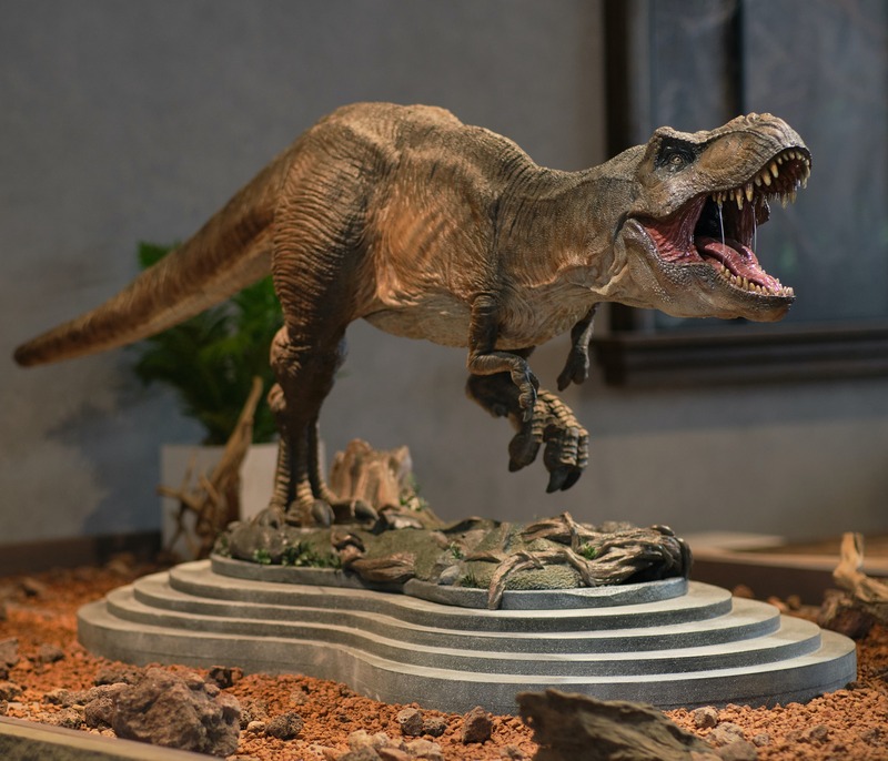 Discover Saurus Coffee & Gallery, a unique dinosaur cafe in Saigon 7