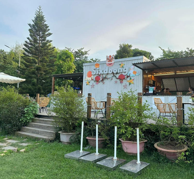 Experience unique Sixdoong Cafe Camping coffee 6