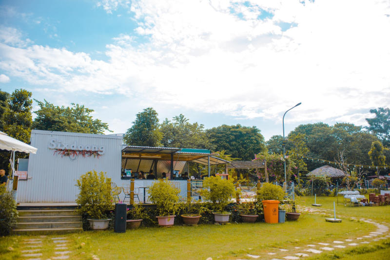 Experience the unique Sixdoong Cafe Camping coffee 2