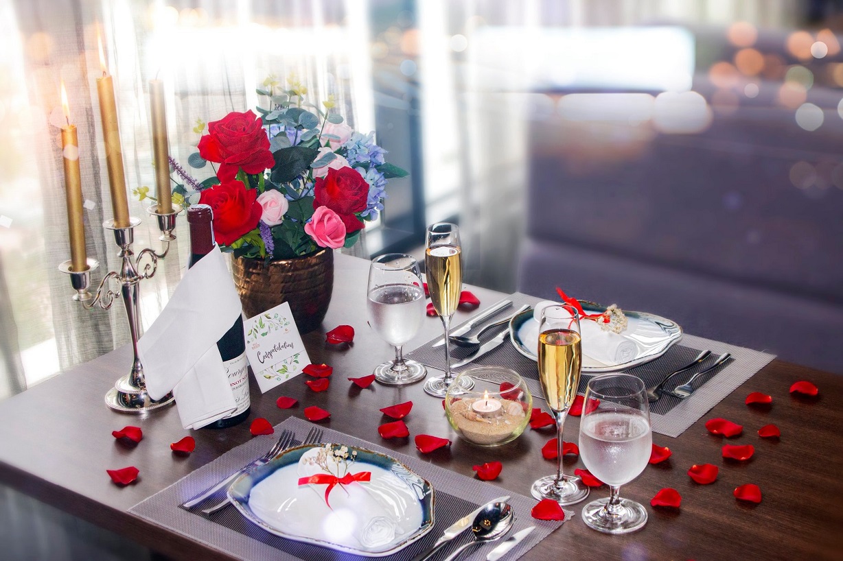 Sky View Restaurant - Ideal romantic restaurant for couples in Da Nang 17