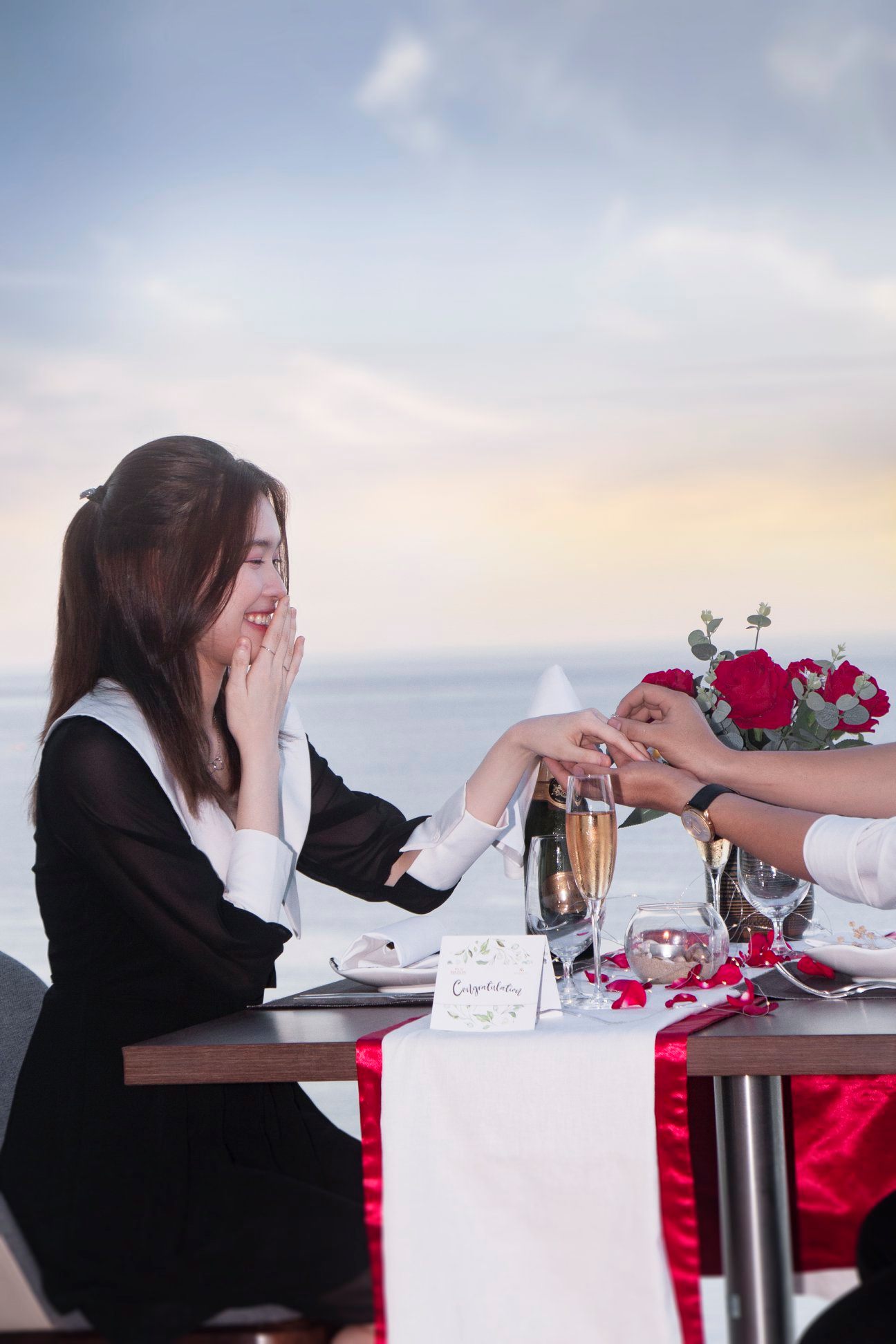 Sky View Restaurant - Ideal romantic restaurant for couples in Da Nang 8