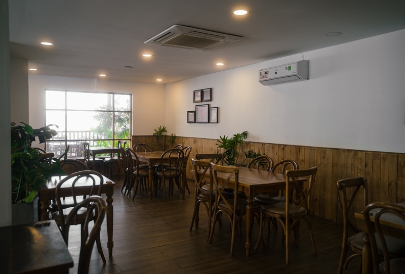 Get lost in the dreamy, ancient Sori Garden in the heart of Saigon 11