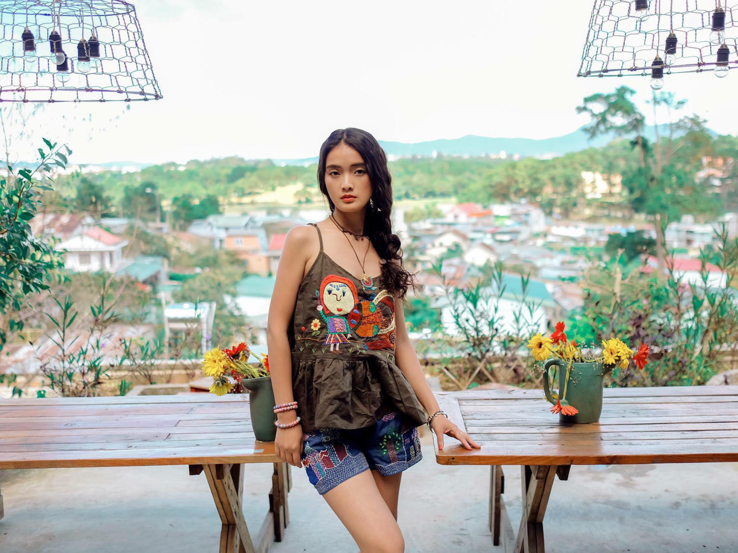 Purple Sunshine - Unique dating spot with Bohemian style 6