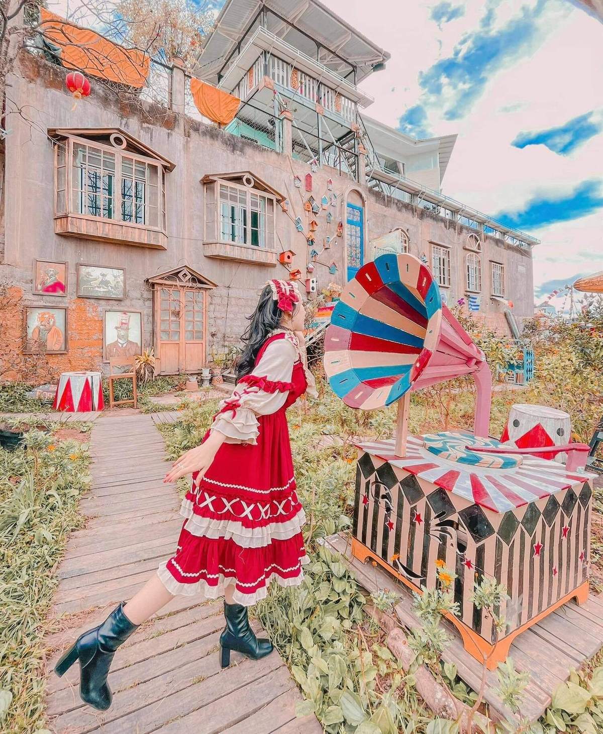 Collection of amazing photo sets with beautiful cafes in Da Lat 7