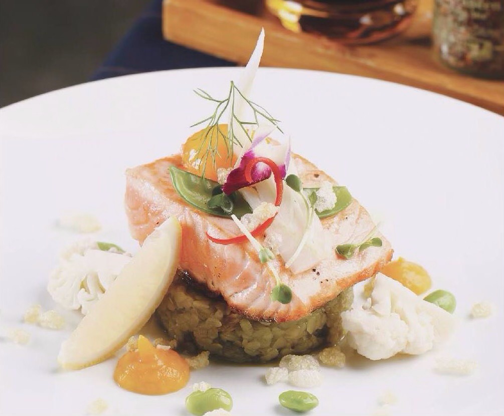 Tam Tac compliments Salmonoid restaurant with European dishes specializing in salmon in Hanoi 12