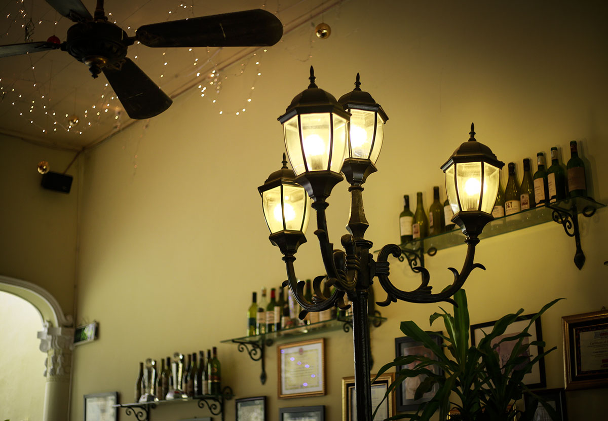 Elegant space of French restaurant Green Tangerine 4
