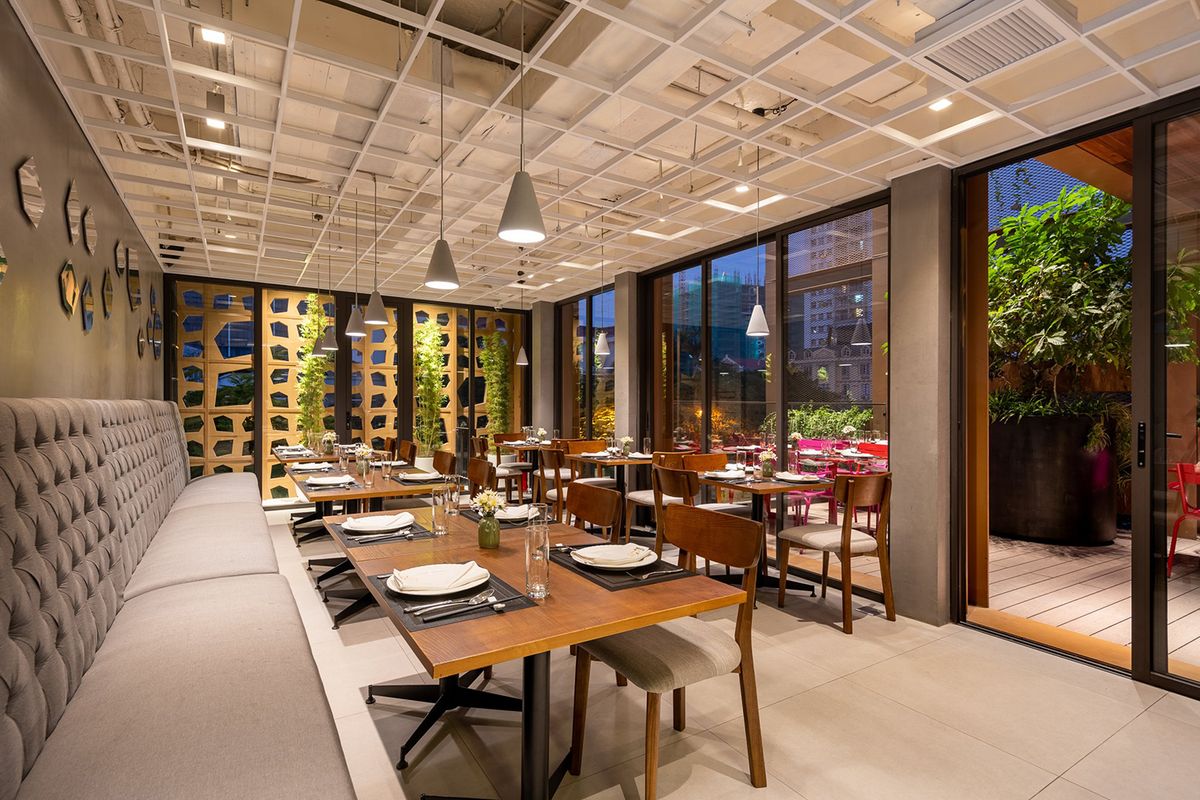 The 5th Flavor - Cozy, luxurious European culinary space 7