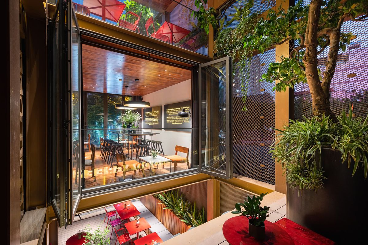 The 5th Flavor - Cozy, luxurious European culinary space 5