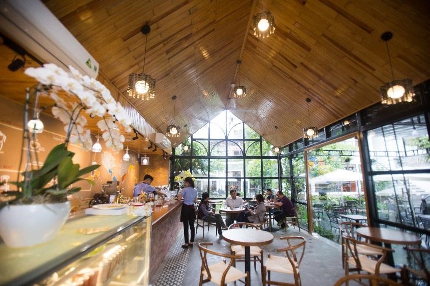 The Garden House Da Nang - Explore the green garden in the heart of Da Nang 9