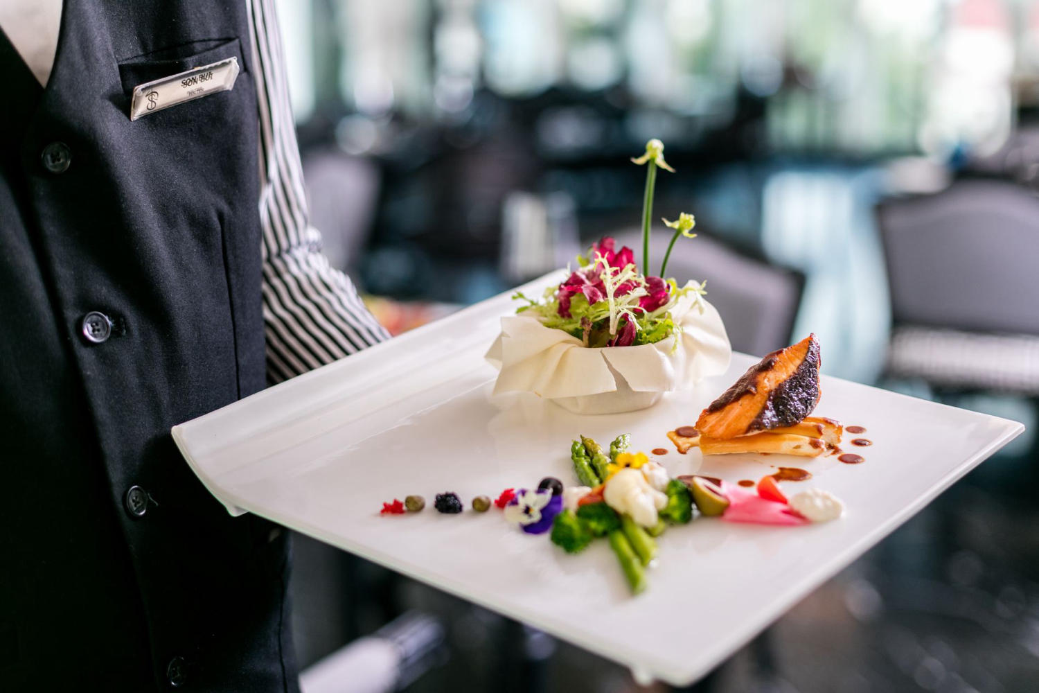 The Rhythms Restaurant - The most famous high-end restaurant in Hanoi 8