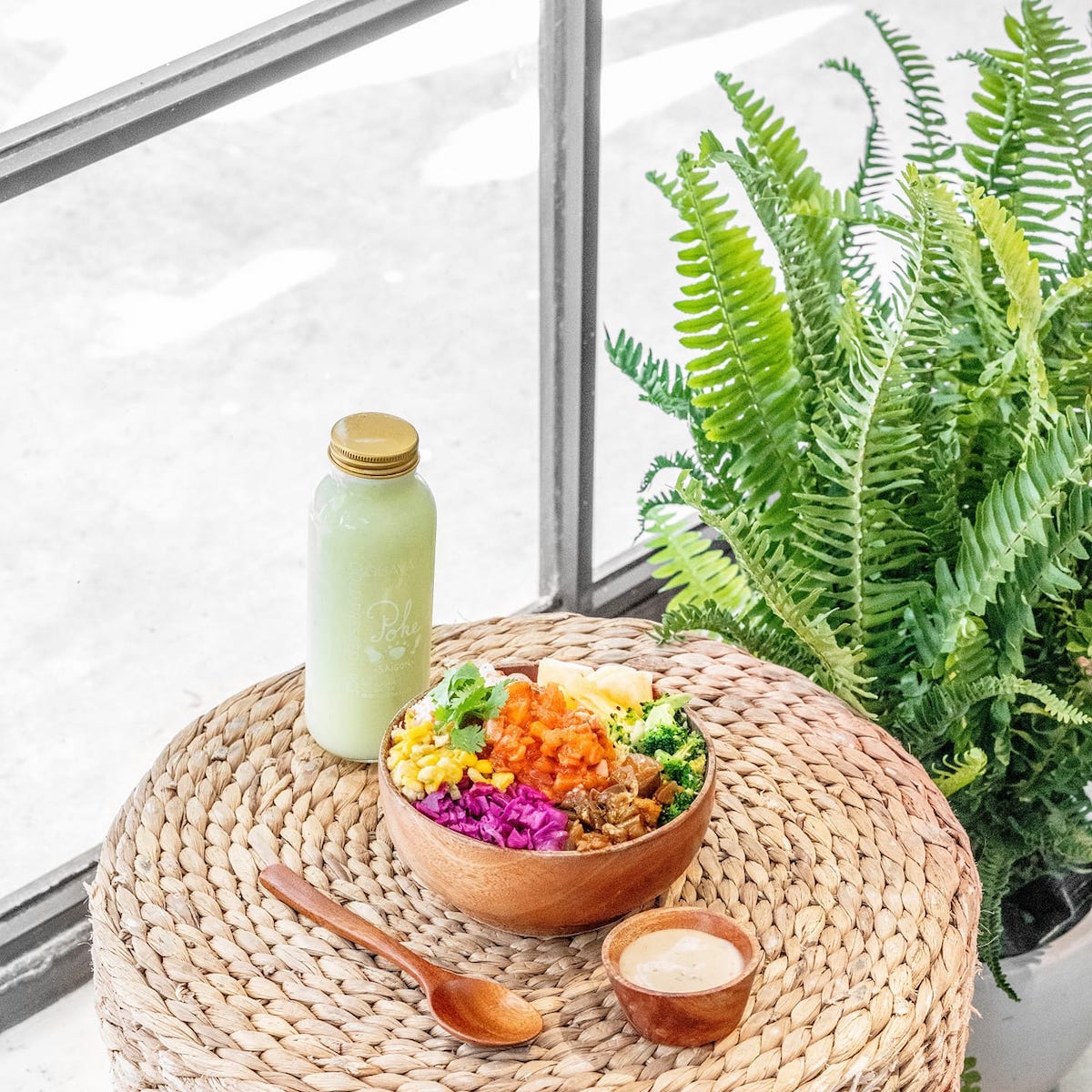 Pursue a 'healthy' lifestyle with Poke Hanoi 4