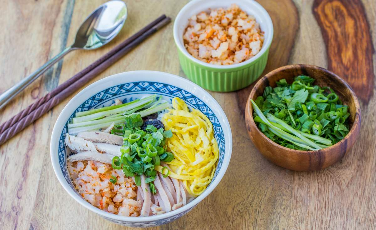 Enjoy 10 best dishes of cuisine in Hanoi's Old Quarter 6