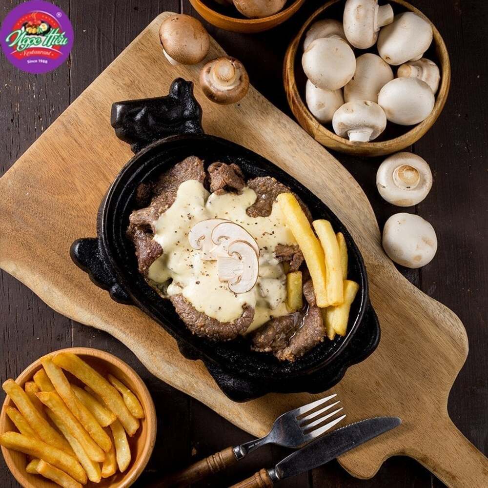 Enjoy the best steak in Hanoi at Ngoc Hieu 5 steak restaurant