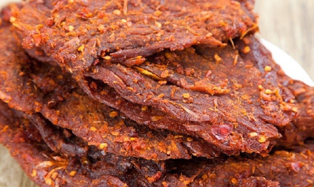 Enjoy delicious Da Nang beef jerky specialties 8