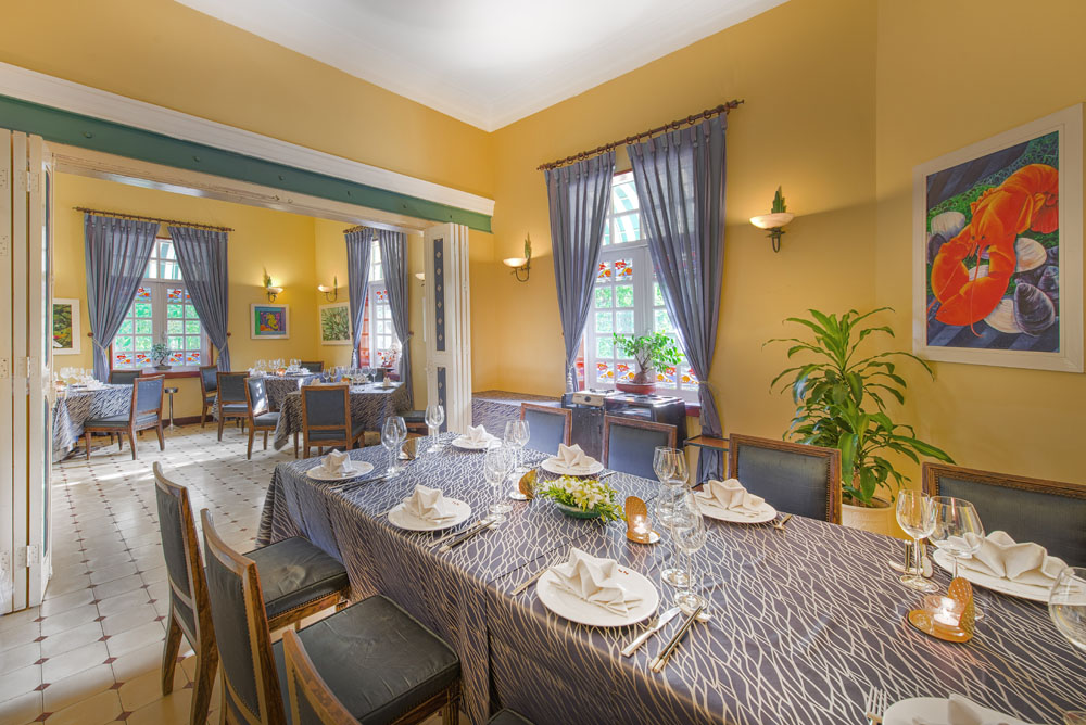 Enjoy delicious dishes in a luxurious space at San Ho 2 Seafood Restaurant