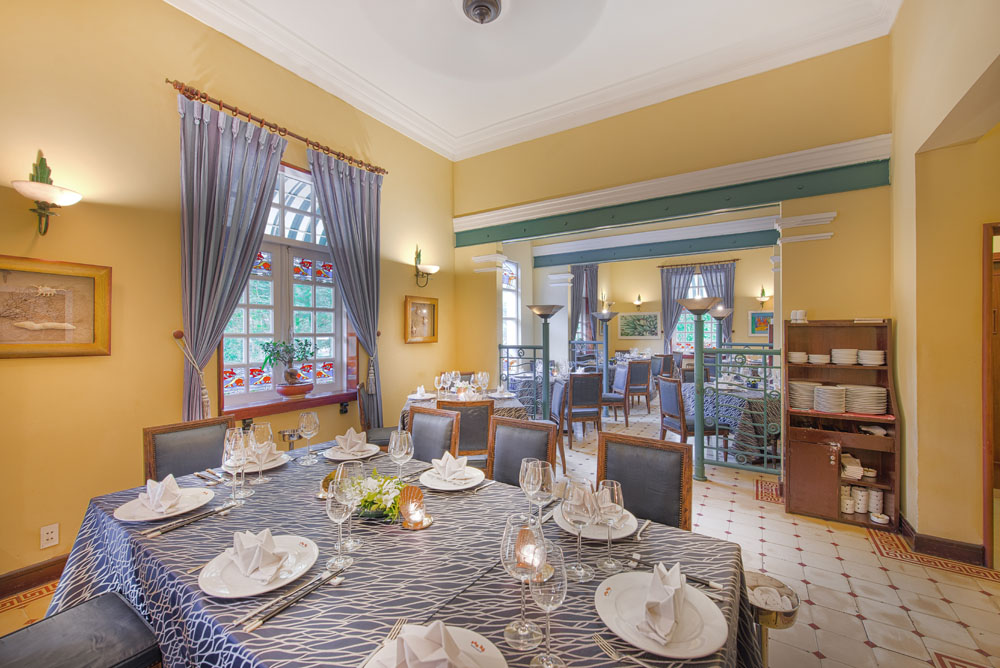 Enjoy delicious dishes in a luxurious space at San Ho 3 Seafood Restaurant