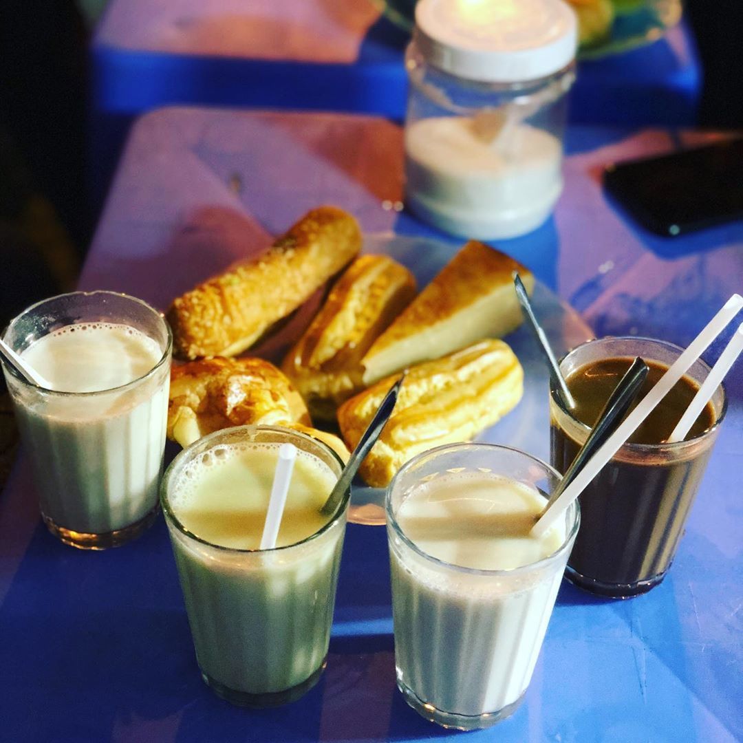 Enjoy fragrant hot soy milk in the cold weather of Da Lat 2