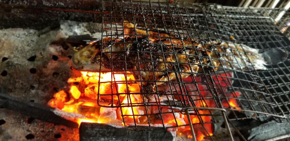 Enjoy Hue cuisine to the fullest at Duyen Que 6 restaurant