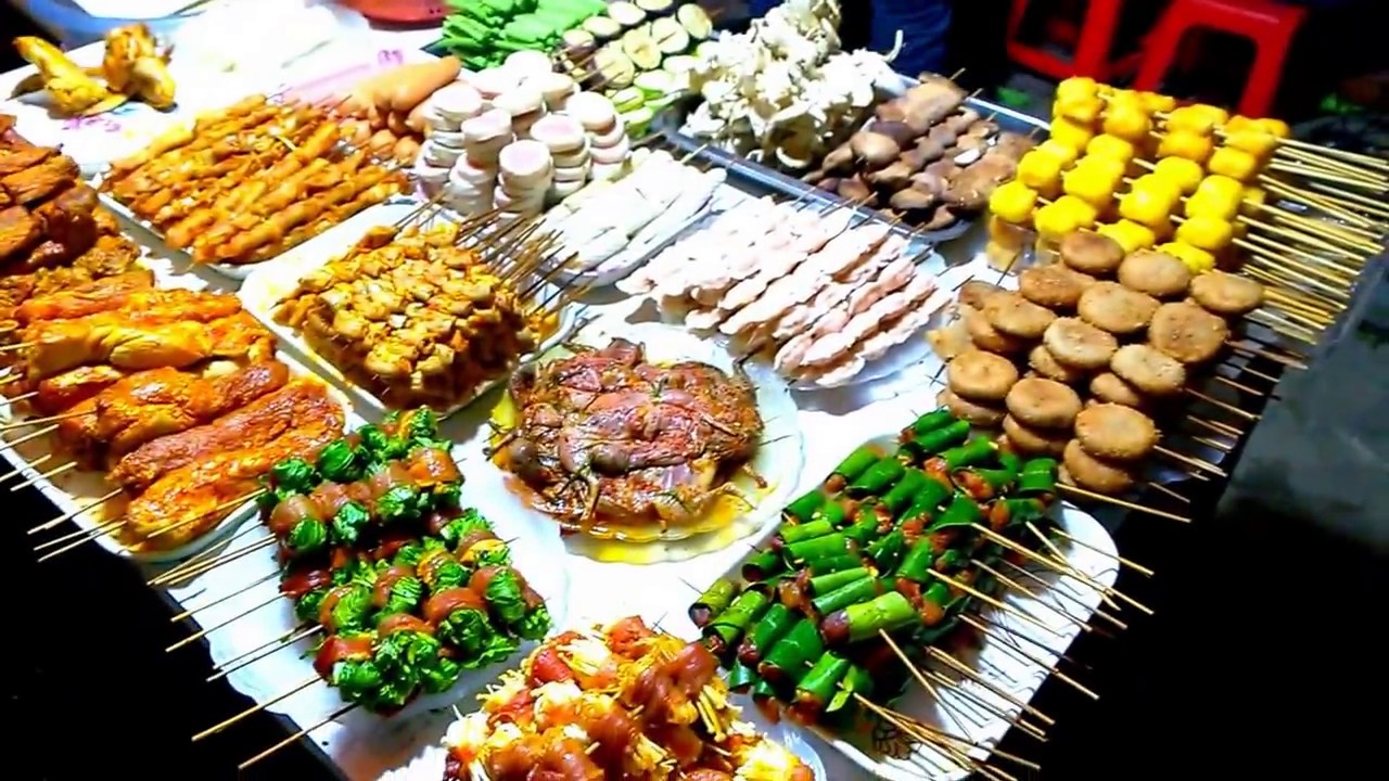 Enjoy grilled skewers in the cold weather of Da Lat 4