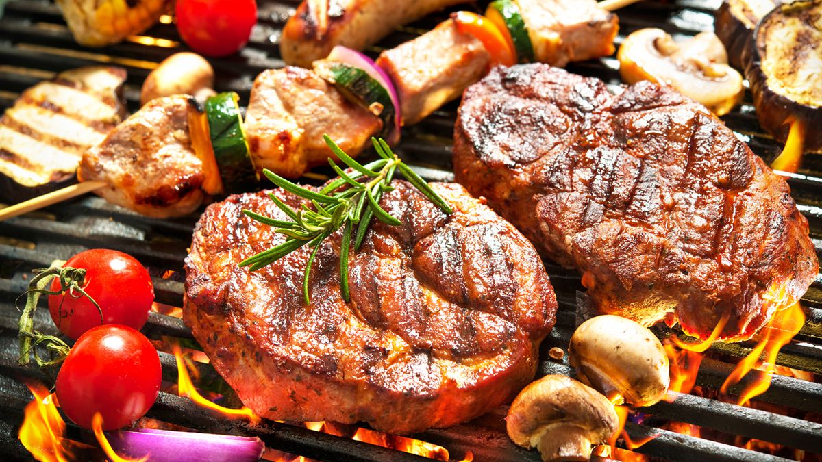 Enjoy grilled skewers in the cold weather of Da Lat 10