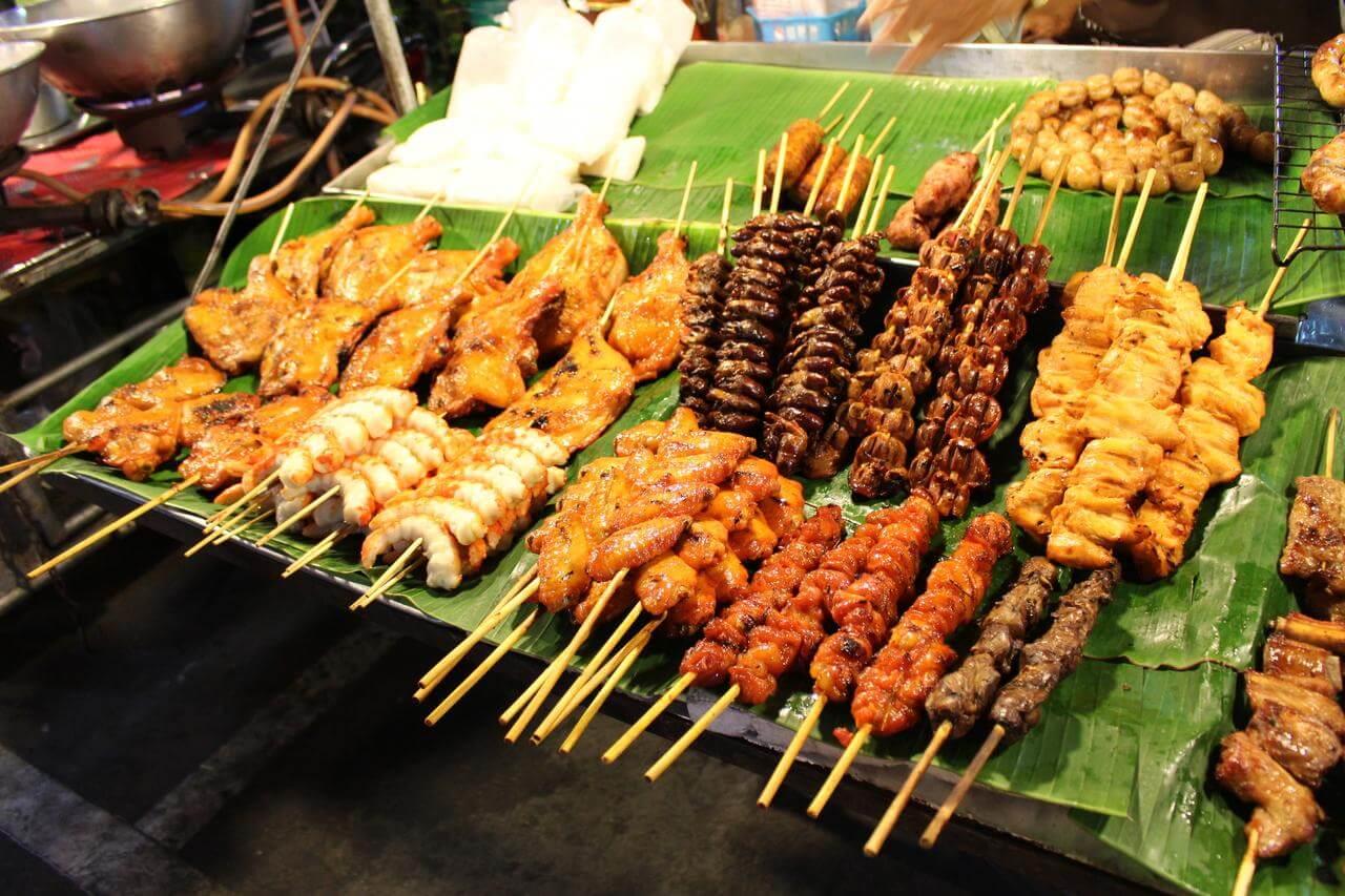 Enjoy grilled skewers in the cold weather of Da Lat 3