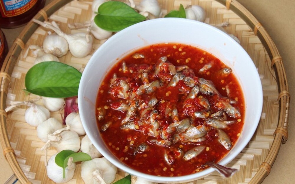 Enjoy fish sauce - famous delicious specialty of Hue 6