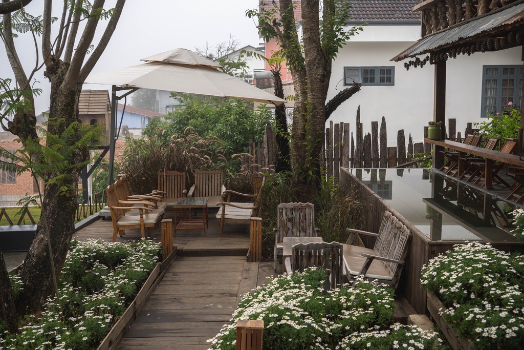 Binh Minh Coffee Shop Oh, a very chill cloud hunting paradise 7