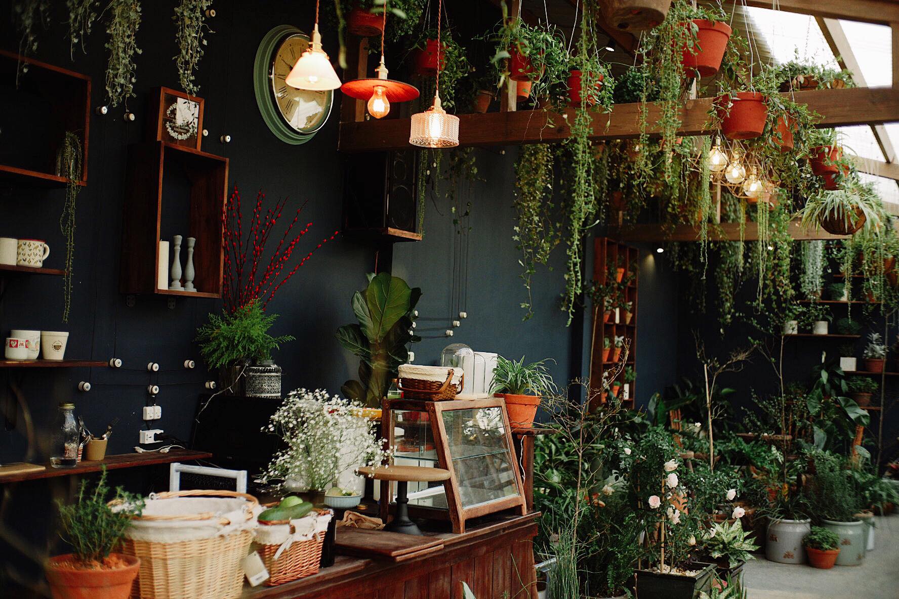 Summer Garden Coffee Shop - Let's go to the dreamy coffee shop once, post photos a week in Da Lat 3