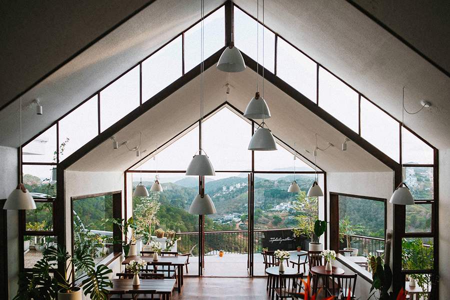 West Coffee Shop The sun has just appeared and it has already caused sadness 10