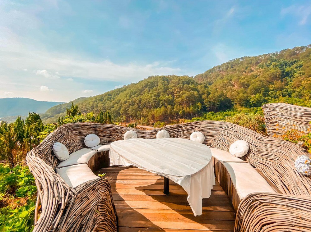Da Lat Wonderland Coffee Shop - An enchanting virtual living paradise 8