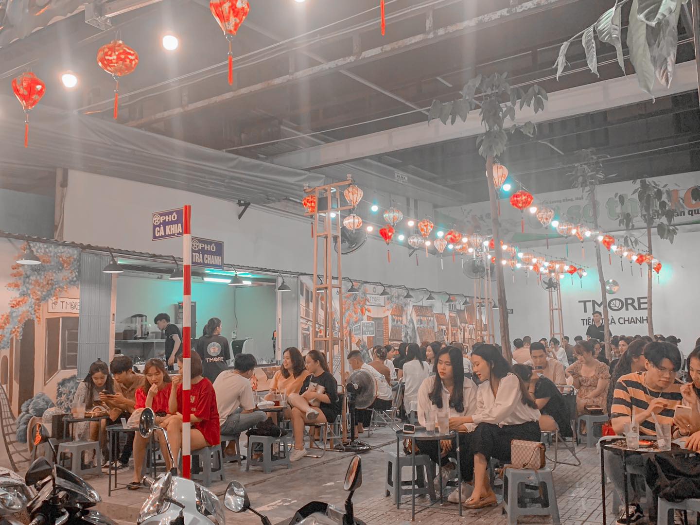 Tmore lemon tea shop - Virtual living with millions of likes in the heart of Hue city 2