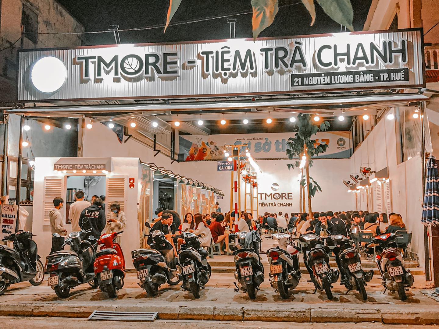 Tmore lemon tea shop - Virtual living with millions of likes in the heart of Hue city 4