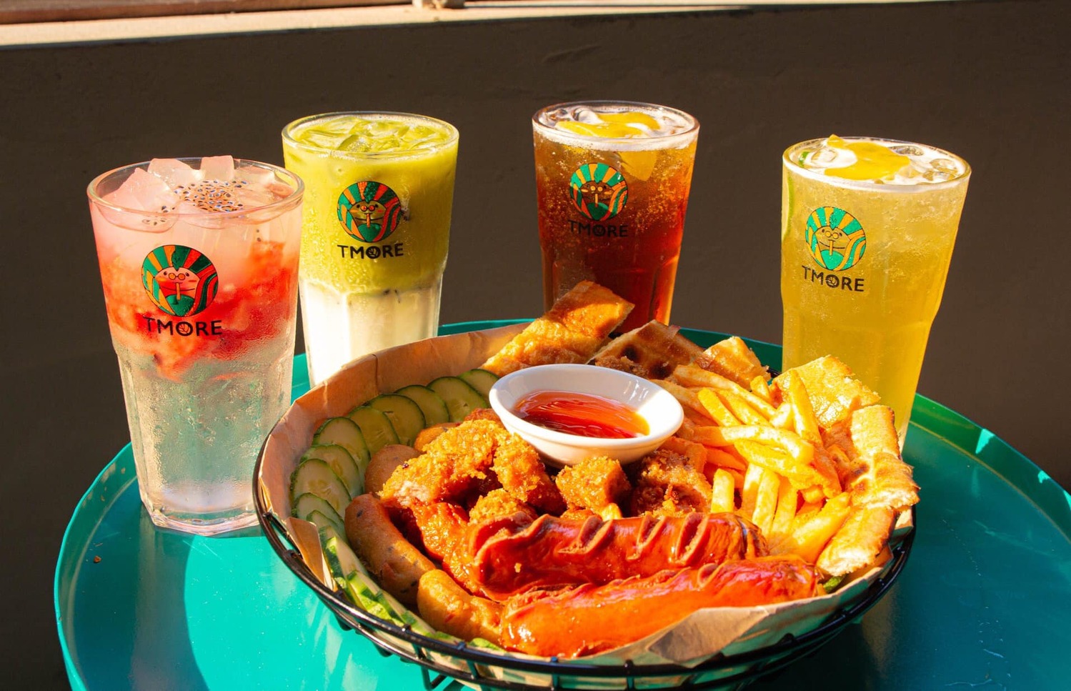 Tmore lemon tea shop - Virtual living with millions of likes in the heart of Hue city 18