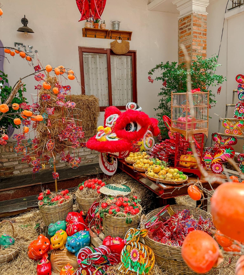 April Tea Shop, a place to avoid the heat in bustling Saigon 10