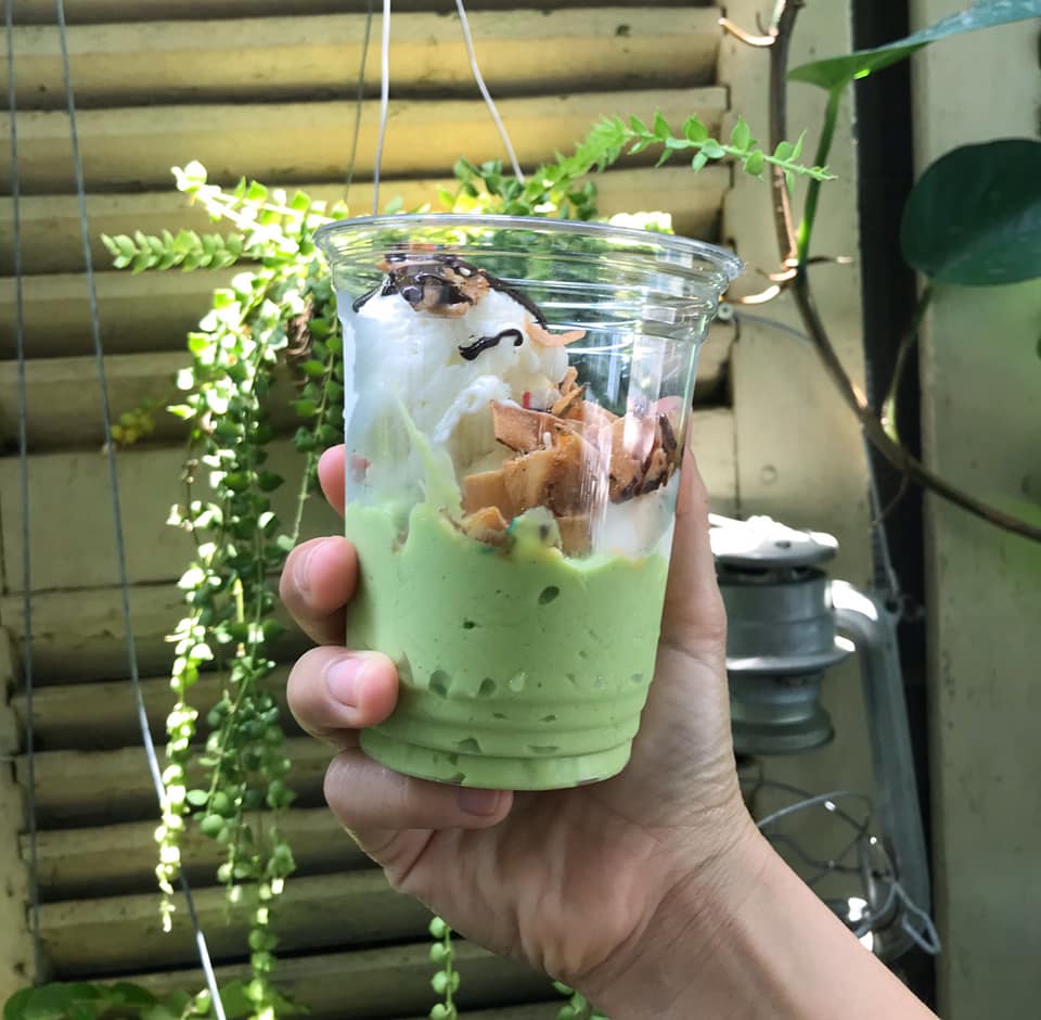 Collection of 6 avocado ice cream shops in Da Nang to help cool off on hot days 9