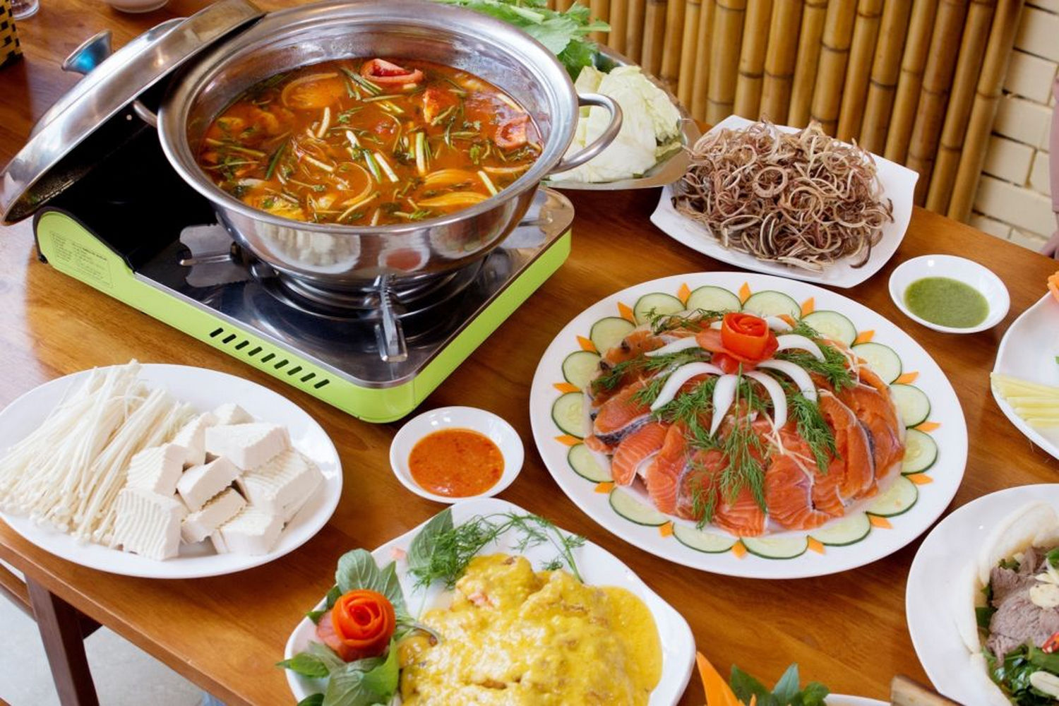 Top 10 Sapa salmon restaurants - Unique specialties you definitely should not miss 12