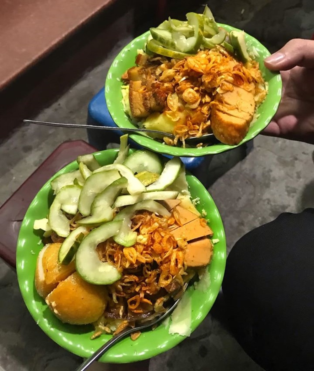 Top 10 delicious sticky rice restaurants in Hanoi 2