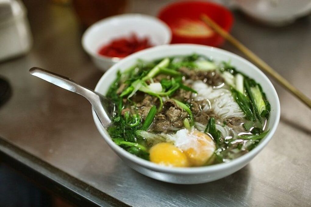 Top 19 delicious pho restaurants in Hanoi that are famous for their addiction 3