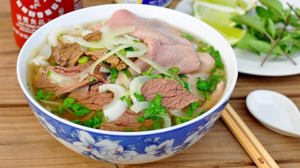 Top 19 delicious pho restaurants in Hanoi that are famous for their addiction 7