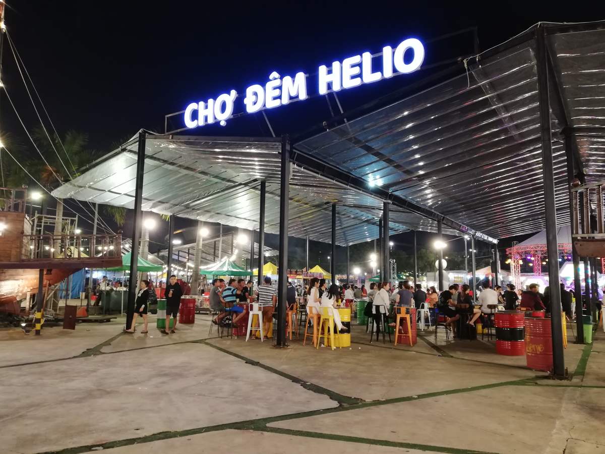Top 6 famous night markets in Da Nang that you should not miss 4