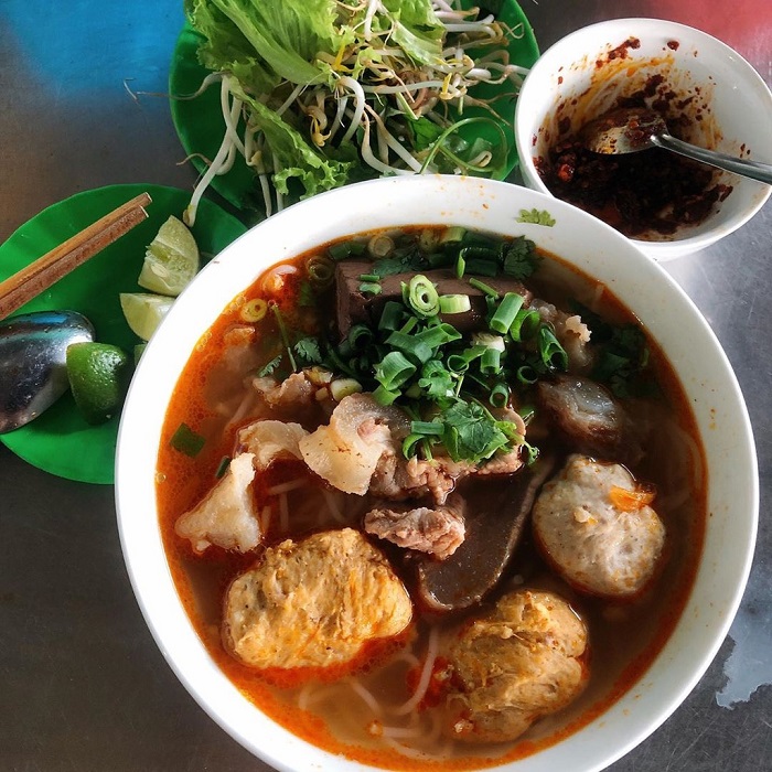 Top 7 Hue beef noodle shops that are so delicious that they forget the way home, making everyone who eats remember them 6
