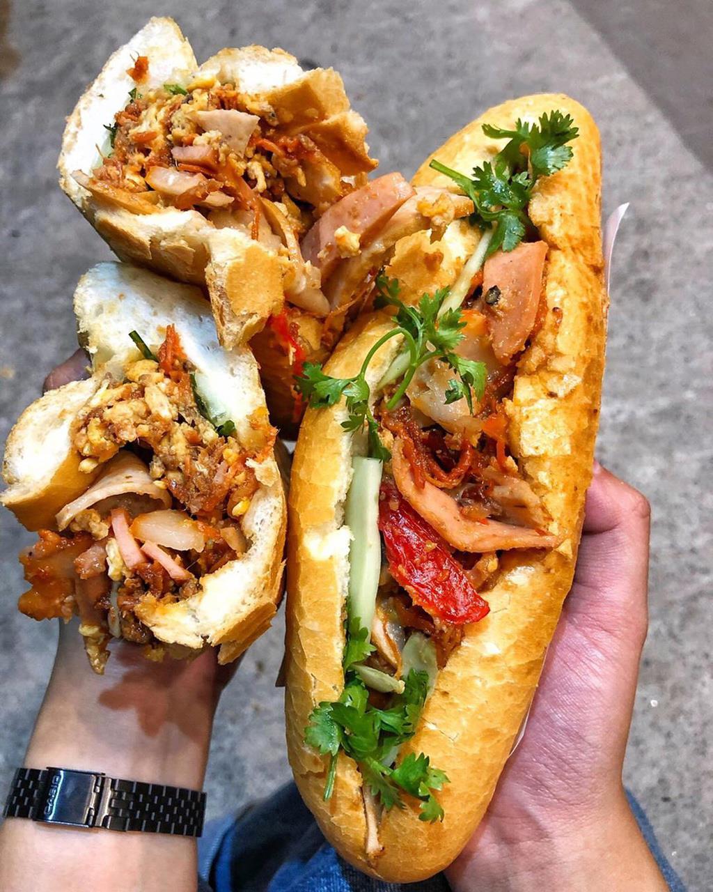 Top 8 famous delicious night bread addresses that you cannot miss 4